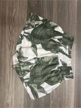 High-Waist Tropical Leaf Print Women’s Shorts - Green